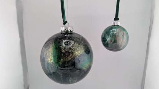 Northern Pines Ornament – Large